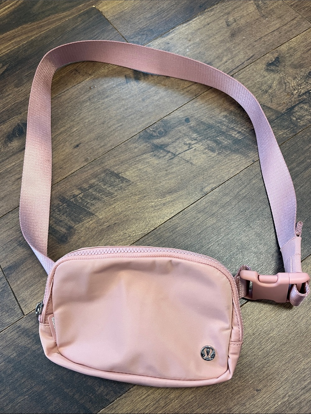 lululemon athletica Dusty Rose Belt Bag